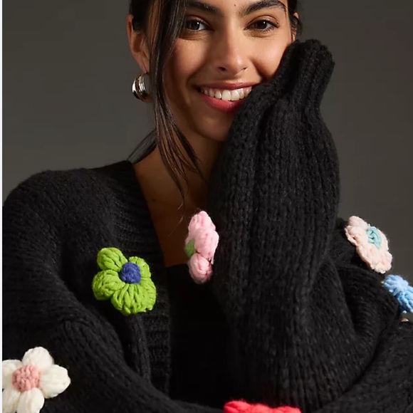 MAUVE Anthropologie The Susannah 3D Flower Cardigan Sweater - Picture 4 of 4